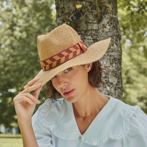 Powder Designs from Scotland Natasha Hat in Terracotta Chevron Band - Picture 1 of 7